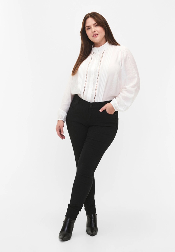 Halenka: Zizzi, 849 Kč
