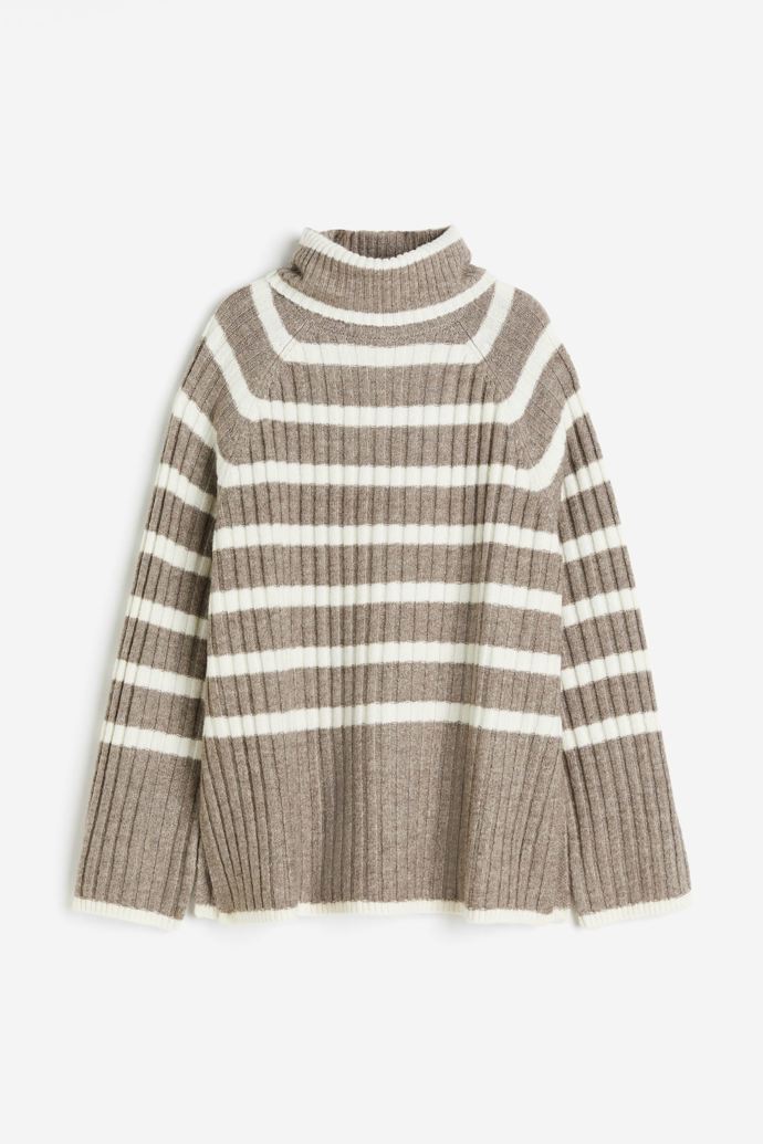 Žebrovaný svetr s rolákem, H&M, 479 Kč (původní cena 799 Kč)
Žebrovaný svetr s rolákem, H&M, 479 Kč (původní cena 799 Kč)
