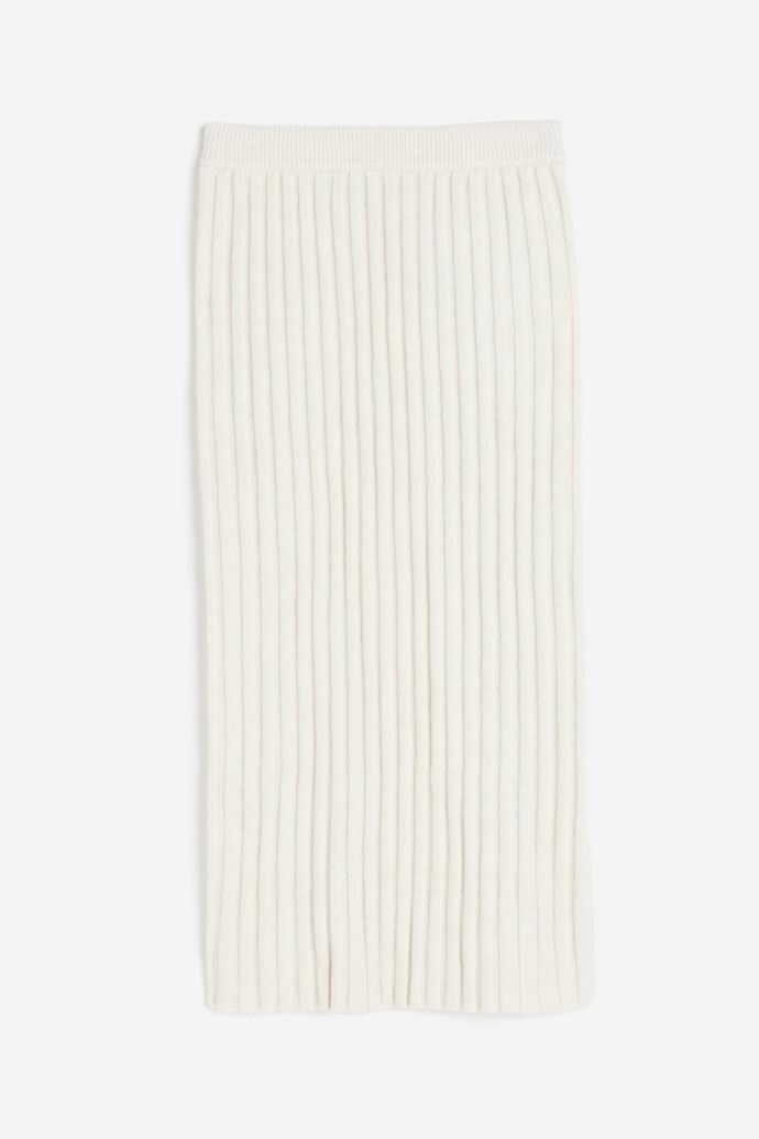 Sukně z žebrovaného úpletu, H&M, 499 Kč (původní cena 799 Kč)
Sukně z žebrovaného úpletu, H&M, 499 Kč (původní cena 799 Kč)