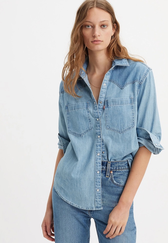 Košile: Levi's, 2 160 Kč
Košile: Levi's, 2 160 Kč
