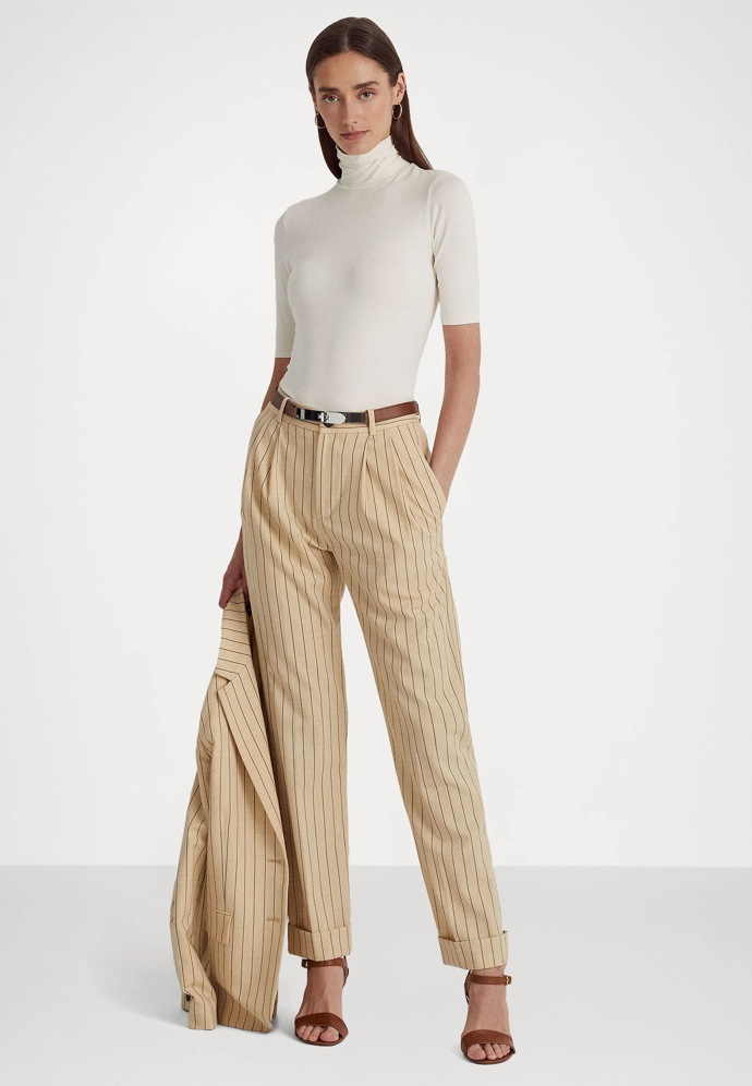 Tričko: Ralph Lauren, 2 290 Kč
Tričko: Ralph Lauren, 2 290 Kč