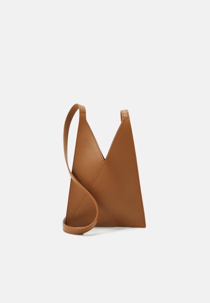 MM6 Maison Margiela, 4438 Kč
Původní cena 6340 Kč
MM6 Maison Margiela, 4438 Kč
Původní cena 6340 Kč