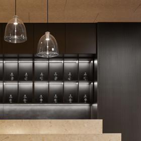 Třeboňské lázně Aurora nejsou jen o procedurách, jsou o zážitku. Jak architekti proměnili starou budovu v prostor plný saun, odpočíváren a wellness oáz, vám teď ukážeme. Přečtěte si, jak nové lázně spojují moderní design s historií a přírodou.
