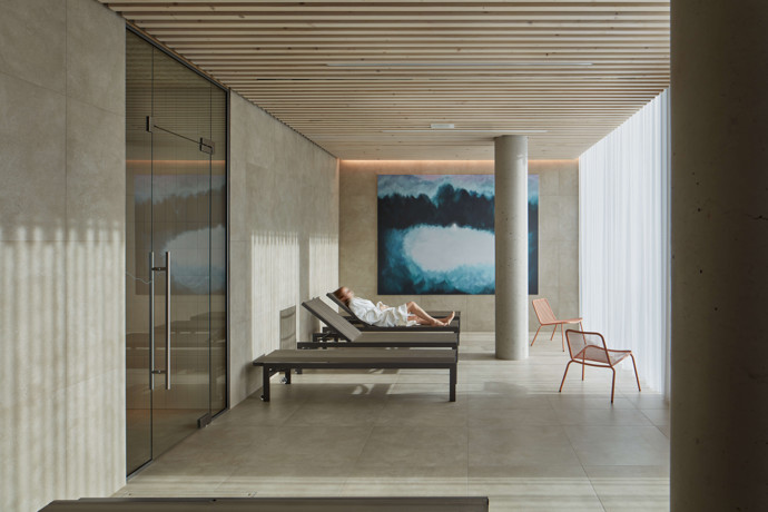 Třeboňské lázně Aurora nejsou jen o procedurách, jsou o zážitku. Jak architekti proměnili starou budovu v prostor plný saun, odpočíváren a wellness oáz, vám teď ukážeme. Přečtěte si, jak nové lázně spojují moderní design s historií a přírodou.
Třeboňské lázně Aurora nejsou jen o procedurách, jsou o zážitku. Jak architekti proměnili starou budovu v prostor plný saun, odpočíváren a wellness oáz, vám teď ukážeme. Přečtěte si, jak nové lázně spojují moderní design s historií a přírodou.
