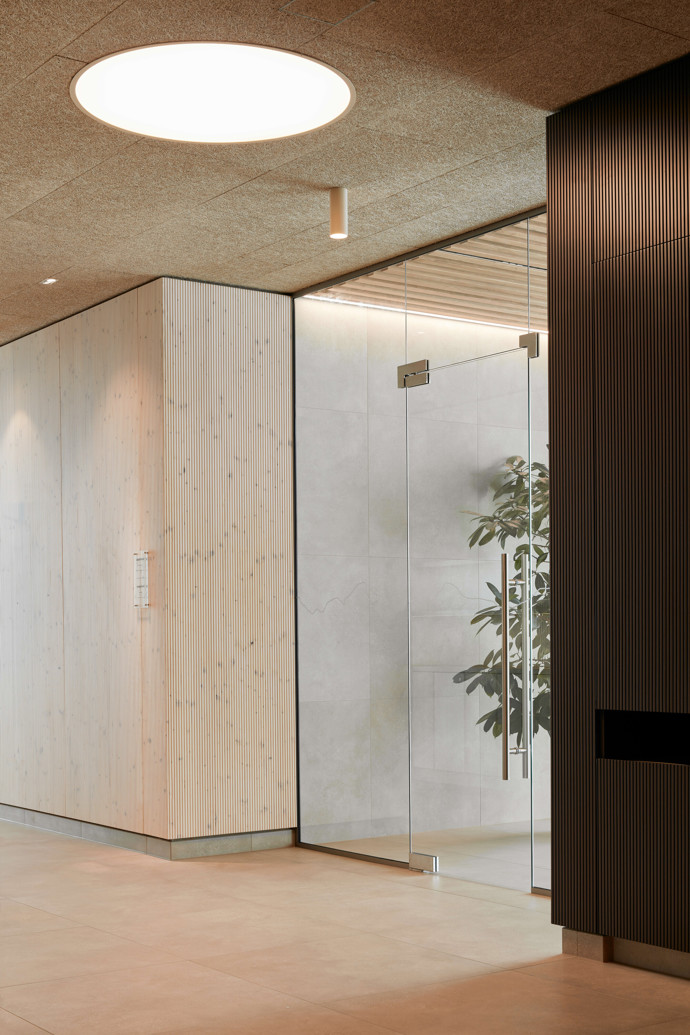 Třeboňské lázně Aurora nejsou jen o procedurách, jsou o zážitku. Jak architekti proměnili starou budovu v prostor plný saun, odpočíváren a wellness oáz, vám teď ukážeme. Přečtěte si, jak nové lázně spojují moderní design s historií a přírodou.
Třeboňské lázně Aurora nejsou jen o procedurách, jsou o zážitku. Jak architekti proměnili starou budovu v prostor plný saun, odpočíváren a wellness oáz, vám teď ukážeme. Přečtěte si, jak nové lázně spojují moderní design s historií a přírodou.