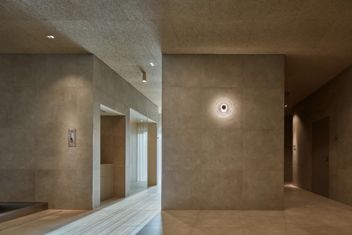Třeboňské lázně Aurora nejsou jen o procedurách, jsou o zážitku. Jak architekti proměnili starou budovu v prostor plný saun, odpočíváren a wellness oáz, vám teď ukážeme. Přečtěte si, jak nové lázně spojují moderní design s historií a přírodou.
Třeboňské lázně Aurora nejsou jen o procedurách, jsou o zážitku. Jak architekti proměnili starou budovu v prostor plný saun, odpočíváren a wellness oáz, vám teď ukážeme. Přečtěte si, jak nové lázně spojují moderní design s historií a přírodou.