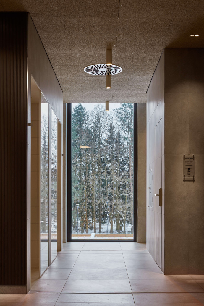 Třeboňské lázně Aurora nejsou jen o procedurách, jsou o zážitku. Jak architekti proměnili starou budovu v prostor plný saun, odpočíváren a wellness oáz, vám teď ukážeme. Přečtěte si, jak nové lázně spojují moderní design s historií a přírodou.
Třeboňské lázně Aurora nejsou jen o procedurách, jsou o zážitku. Jak architekti proměnili starou budovu v prostor plný saun, odpočíváren a wellness oáz, vám teď ukážeme. Přečtěte si, jak nové lázně spojují moderní design s historií a přírodou.
