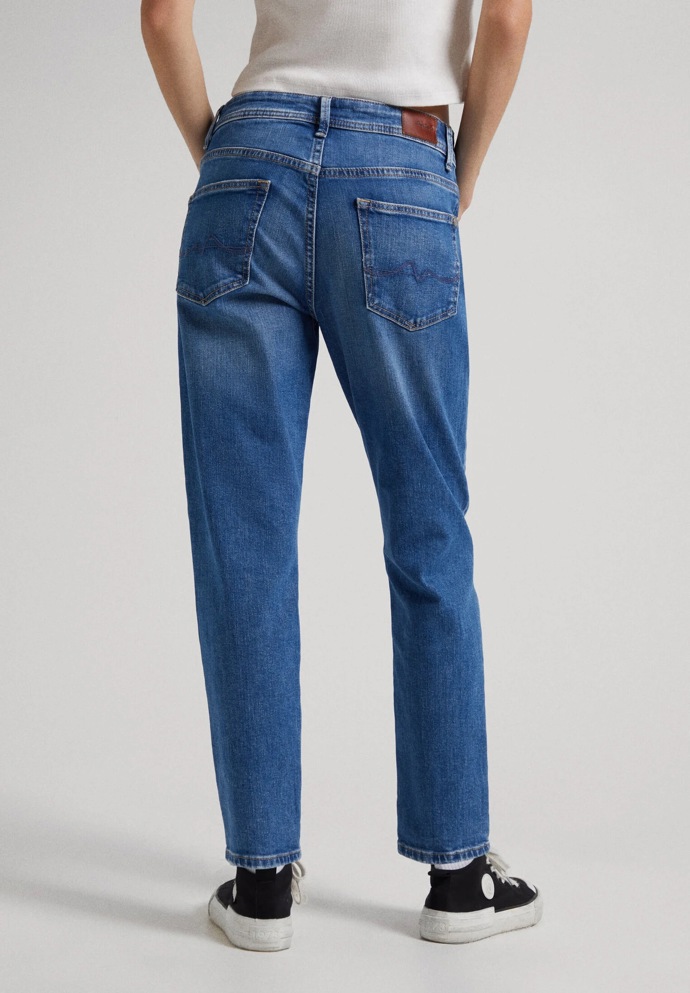 Džíny: Pepe Jeans, 2 770 Kč
