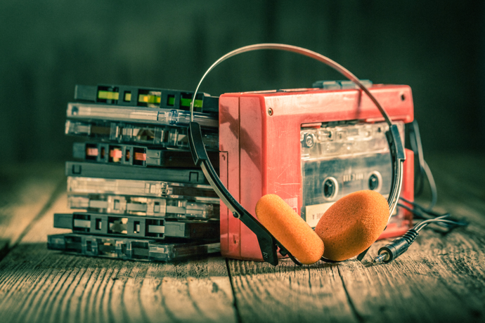 Walkman se kupoval v 80.letech v Tuzexu. Kdo ho měl, byl byl král.
Walkman se kupoval v 80.letech v Tuzexu. Kdo ho měl, byl byl král.
