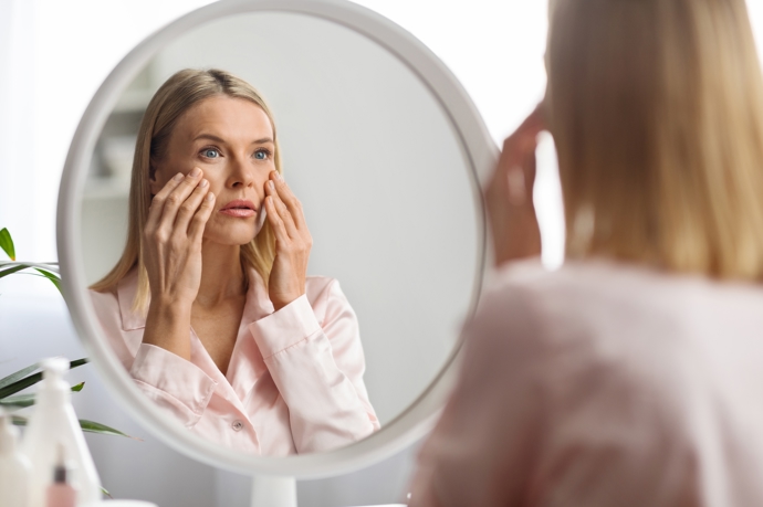 Mnohdy mnohem lépe poslouží obyčejné krémy z drogerie, které jsou o poznání levnější.
Mnohdy mnohem lépe poslouží obyčejné krémy z drogerie, které jsou o poznání levnější.