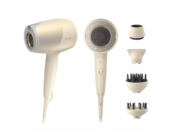 Technologie SenseIQ v reálném čase snímá teplotu vlasů, přizpůsobuje se jim a pečuje o zachování jejich přirozené síly. Philips, cena: 7999 Kč.

 
