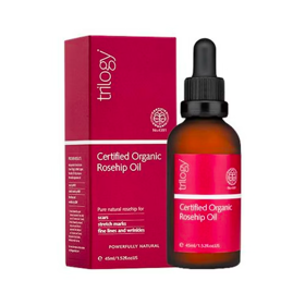 Vyživující pečující olej Rosehip Oil se dá použít na celé tělo i na obličej. 

Trilogy, 524 Kč 
