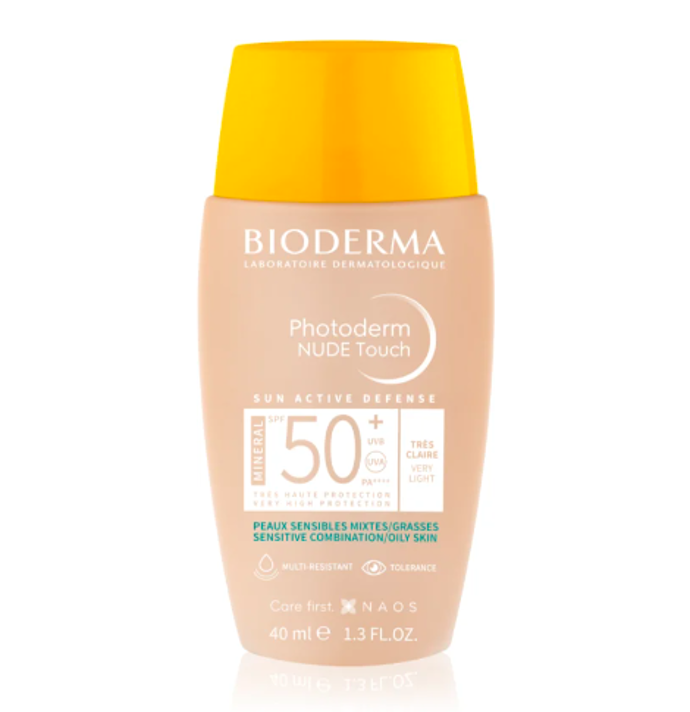 Minerální opalovací fluid na obličej SPF 50+, Bioderma, cena: 555 Kč

