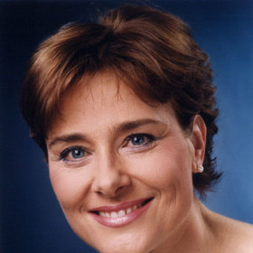 Marie Retková pracovala také pracovala jako scénáristka pořadu Čétéčko (2006).
