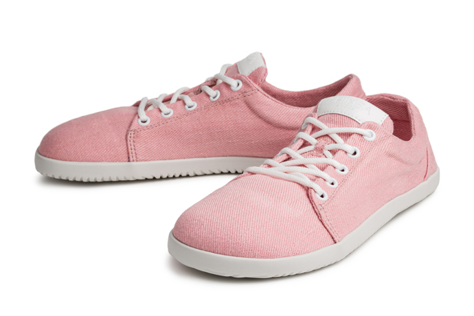 Růžové barefoot tenisky z konopí, Ahinsa Shoes, 2330 Kč
Růžové barefoot tenisky z konopí, Ahinsa Shoes, 2330 Kč