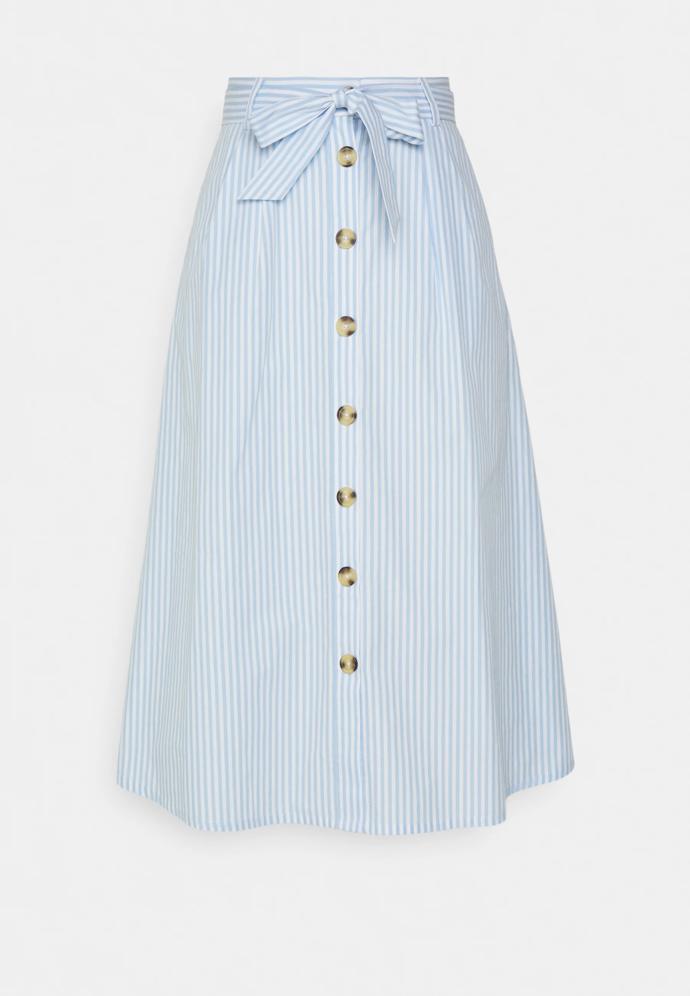 Bledě modrá pruhovaná áčková sukně, Anna Field, 624 Kč, Zalando
