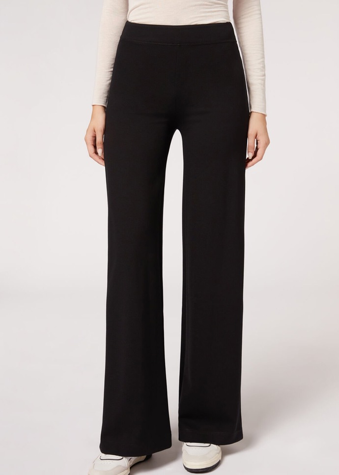 Kalhoty: Calzedonia, 849 Kč
Kalhoty: Calzedonia, 849 Kč