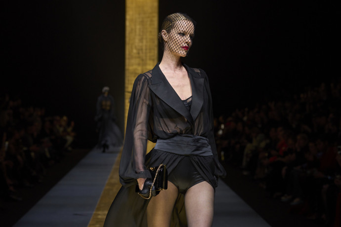 Eva Herzigová na přehlídce Dolce & Gabbana
Eva Herzigová na přehlídce Dolce & Gabbana