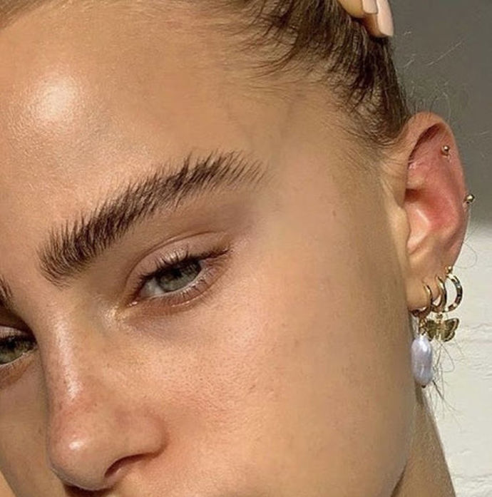 A nakonec Fluffy Brows
A nakonec Fluffy Brows