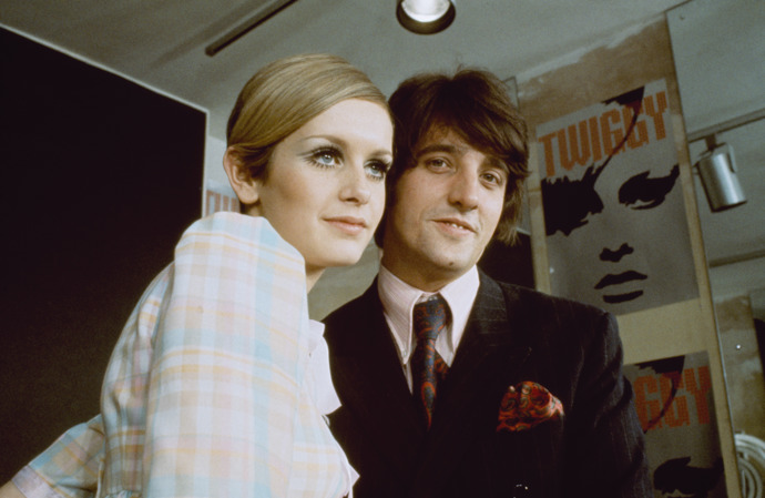 Twiggy s partnerem Justinem de Villeneuvem, kadeřníkem a posléze i manažerem, který ji objevil a staral se o její modelingovou kariéru. 
