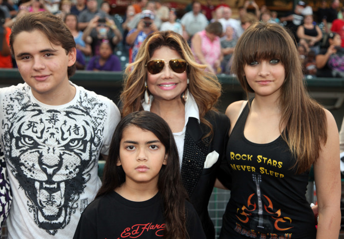 Zde jsou s tetou La Toya Jackson
