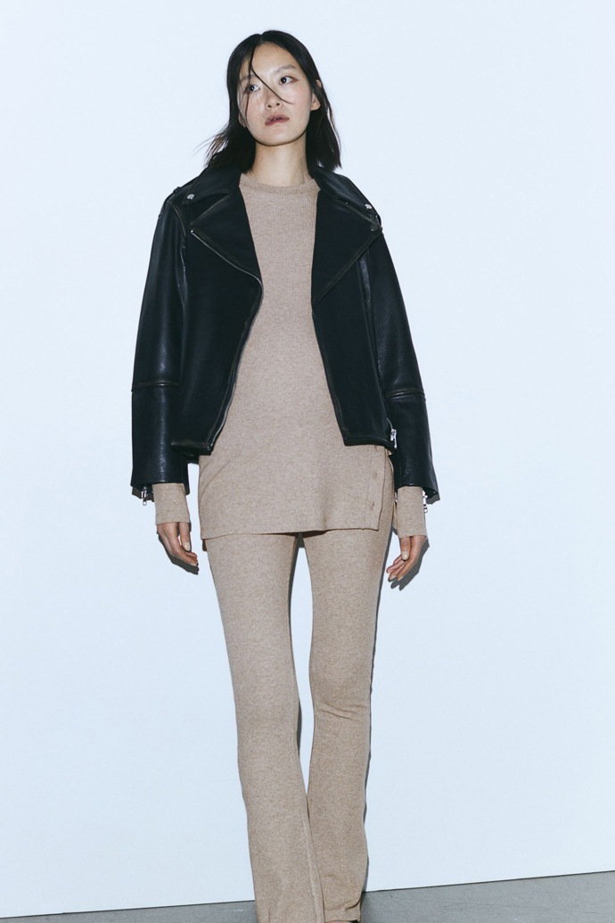 Kalhoty: H&M, 719 Kč
Kalhoty: H&M, 719 Kč