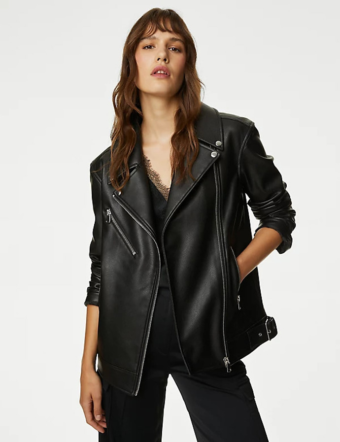 Křivák, M&S, 2 499 Kč
Křivák, M&S, 2 499 Kč