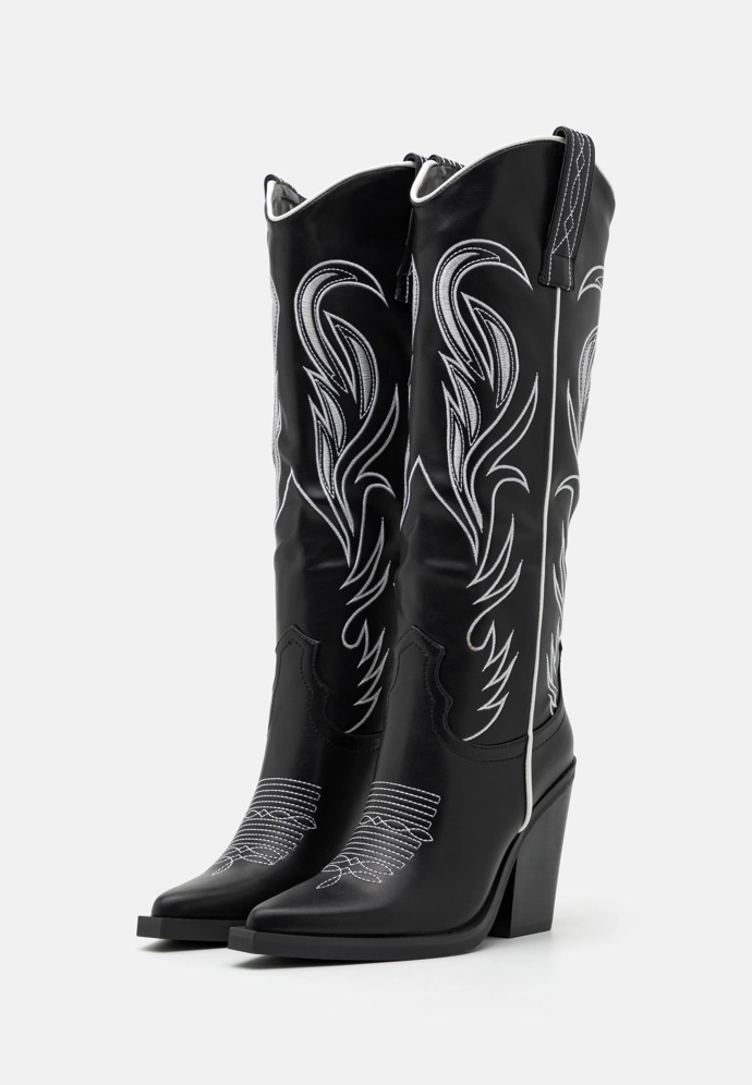 Boty: Simmi London, 2 690 Kč
Boty: Simmi London, 2 690 Kč