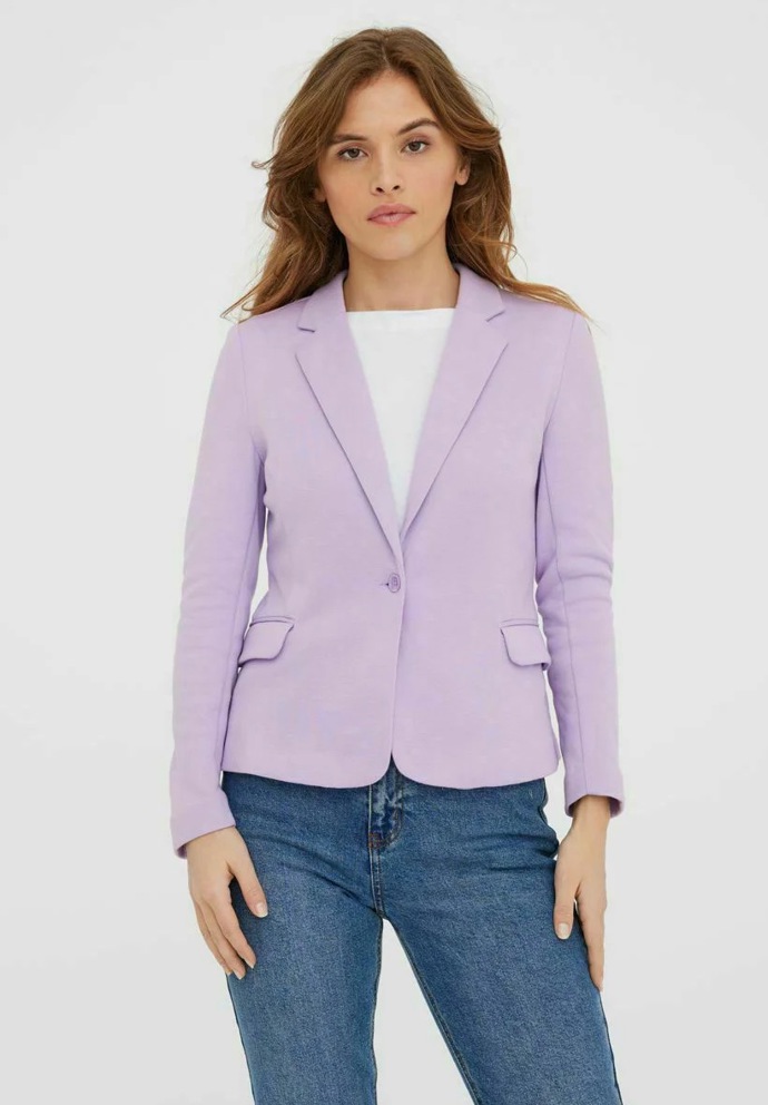 Sako: Vero Moda, 1 080 Kč
Sako: Vero Moda, 1 080 Kč