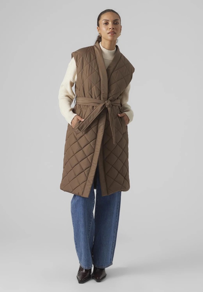 Vesta: Vero Moda, 1 150 Kč
Vesta: Vero Moda, 1 150 Kč