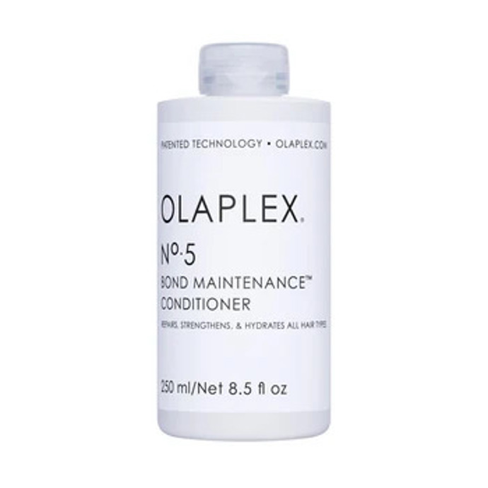 Obnovující kondicionér, Olaplex, 759 Kč, dr. Max
