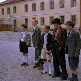 Všech pět kluků ze seriálu Bylo nás pět 

