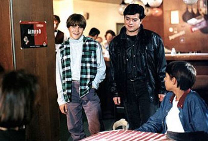 Pavel Mang ve filmu Aneta, na fotce vlevo, rok 1995.
