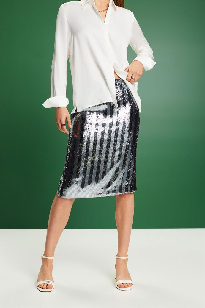 Midi sukně s flitry, Esprit, 3999 Kč
Midi sukně s flitry, Esprit, 3999 Kč