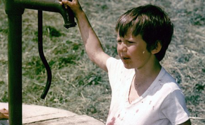Tomáš ve filmu Setkání v červenci
Tomáš ve filmu Setkání v červenci