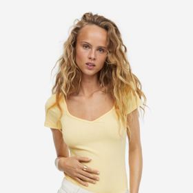 Žebrované body, H&M, 399 Kč
