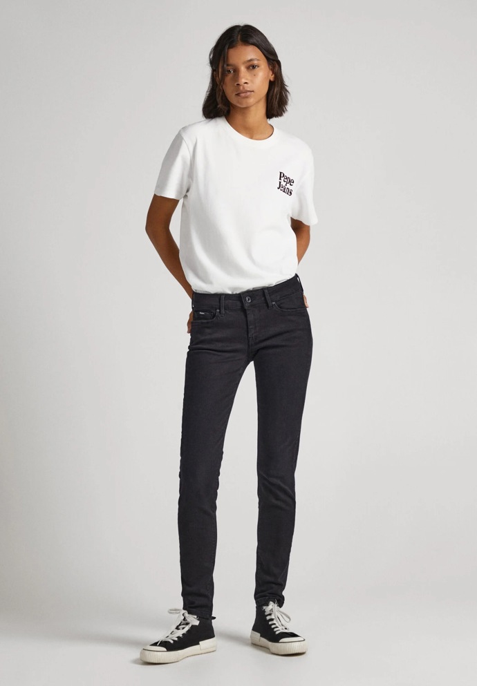 Džíny: Pepe Jeans, 2 240 Kč
