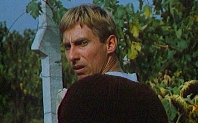 János Bán ve filmu Víkend za milión
János Bán ve filmu Víkend za milión