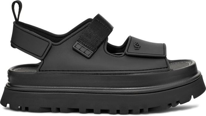 UGG, 2990 Kč, Urbanlux

