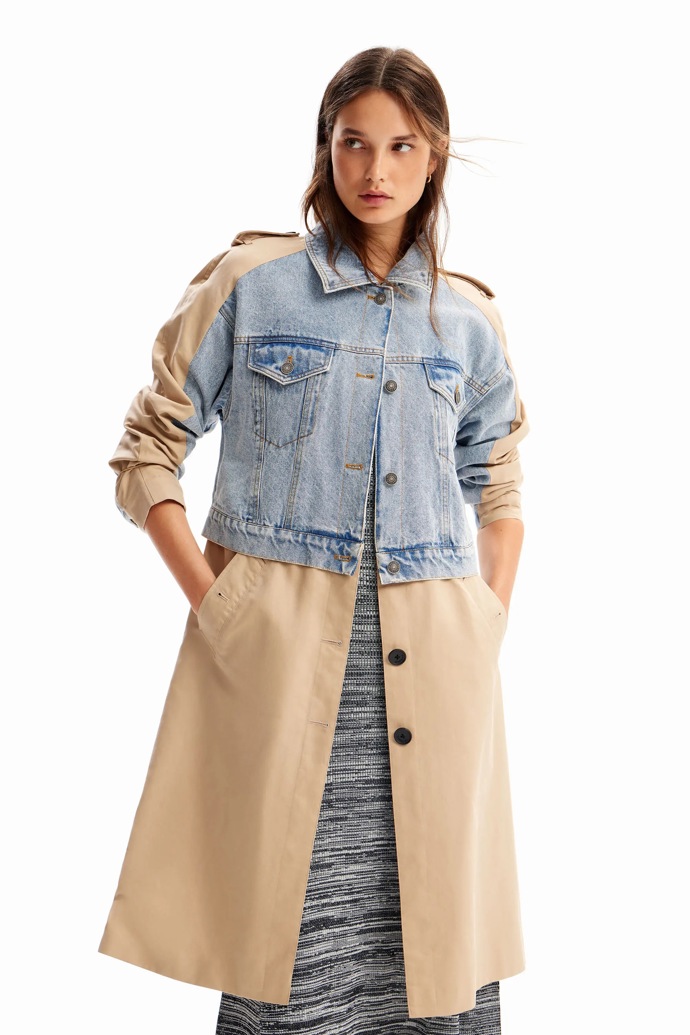 Trenčkot: Desigual, 5 999 Kč
Trenčkot: Desigual, 5 999 Kč