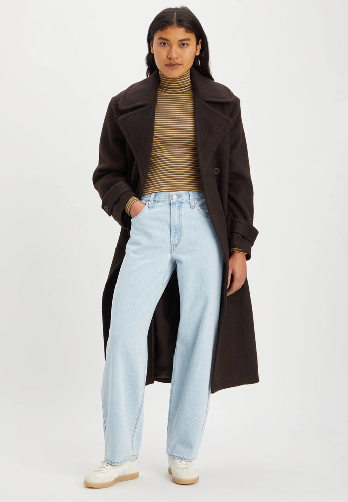 Džíny: Levi's, 2 880 Kč
