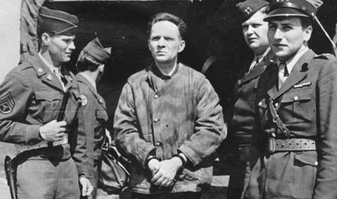 Rudolf Höss při zatčení
