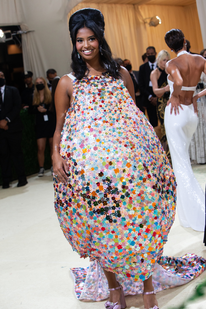 Oslava Met Gala 2021 In America: The Lexicon of Fashion.
