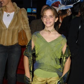 V tom samém roce Emma na premiéře prvního filmu v New Yorku.
V tom samém roce Emma na premiéře prvního filmu v New Yorku.