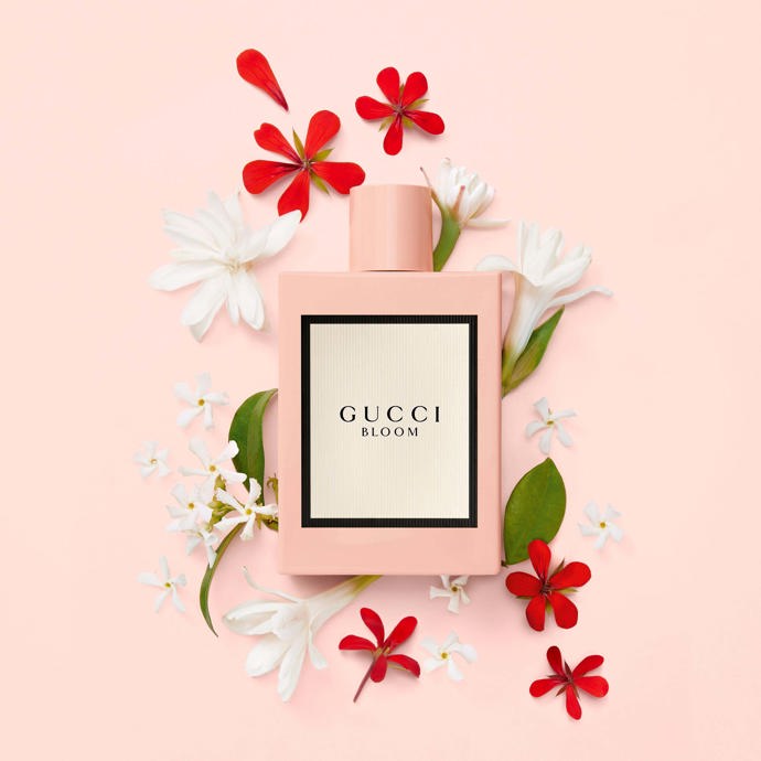 Vůně: Gucci - Bloom

V rámci Dnů Marianne 2024 zakoupíte všechny vůně v prodejnách Douglas nad 50ml s 25% slevou, 20% sleva se vztahuje na všechen ostatní sortiment. (Neplatí na vybrané značky a již zlevněný sortiment.)

