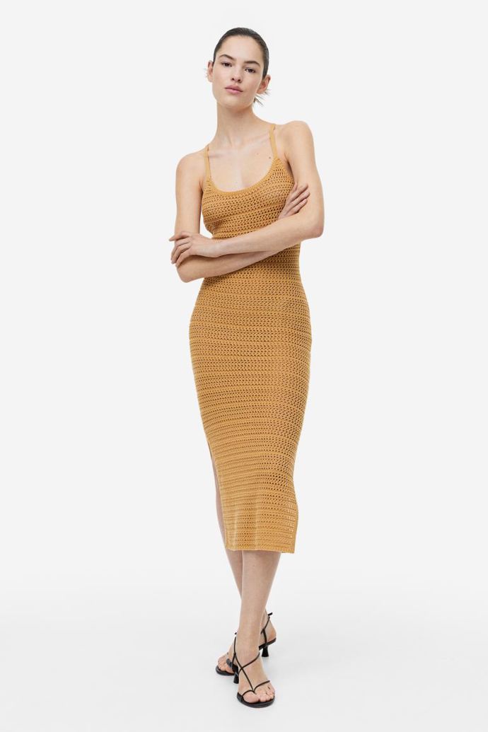 Hořčičně žluté šaty, H&M, 949 Kč
Hořčičně žluté šaty, H&M, 949 Kč