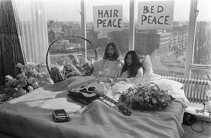 John Lennon a Yoko Ono
