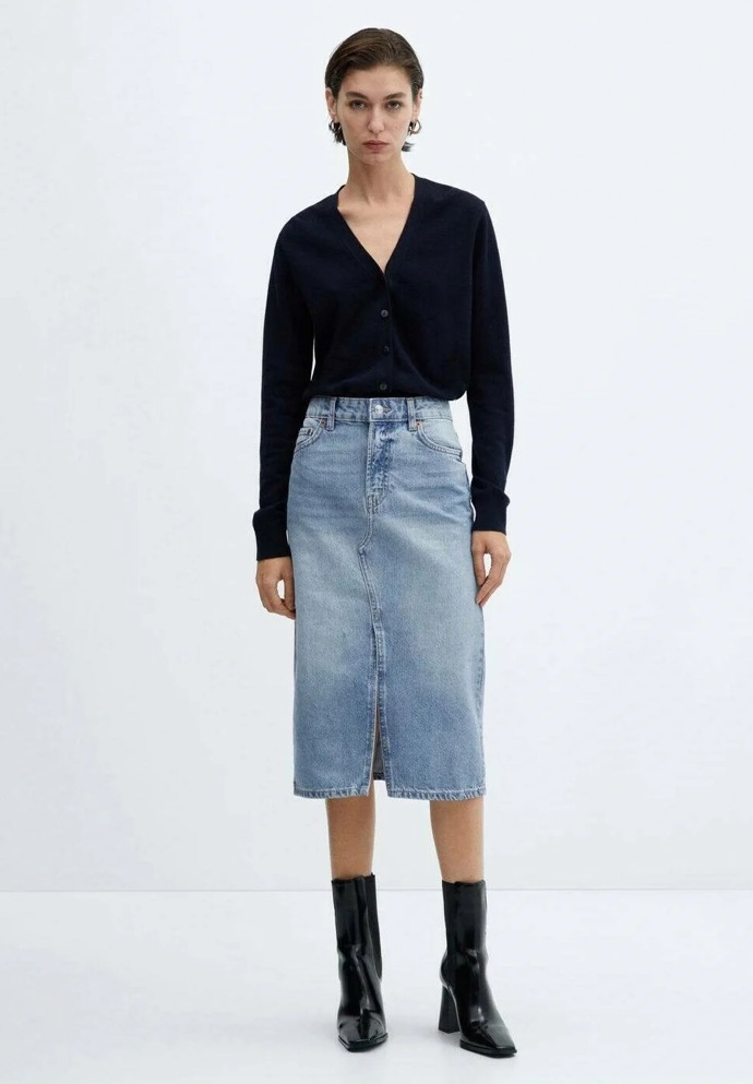 Sukně: Mango, 799 Kč. Prodává Zalando.cz

V rámci Dnů Marianne nabízí Zalando.cz slevu až 25% při nákupu nad 1499 Kč nebo slevu 20% při nákupu nad 999 Kč.
