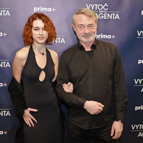 Anička Dvořáková je velice sympatická dívka s komediálním talentem. 
