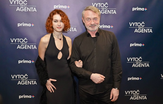 Anička Dvořáková je velice sympatická dívka s komediálním talentem.
Anička Dvořáková je velice sympatická dívka s komediálním talentem.